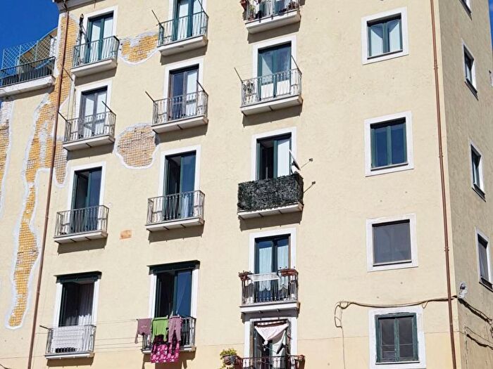 Appartamento bilocale in affitto in Via Matteo Fiore, Centro Storico Teatro Verdi, Salerno