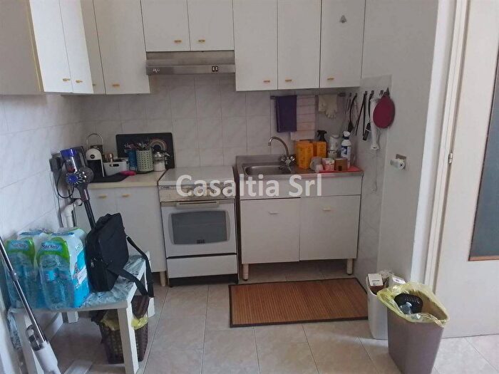 Appartamento monolocale in affitto in piazza angilberto, Corvetto, Milano