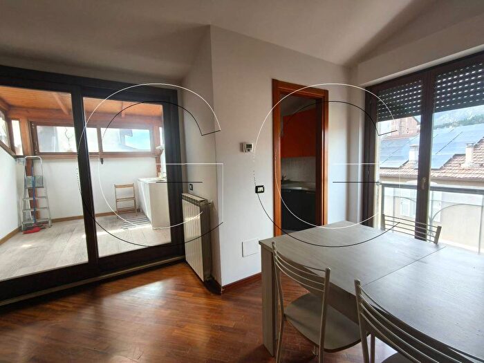 Appartamento trilocale in affitto in Via Campania, Borgo Bovio, Terni