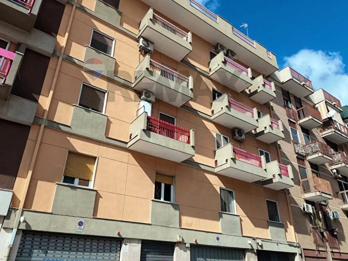 Appartamento trilocale in vendita in Via Pasquale Paoli, Bari