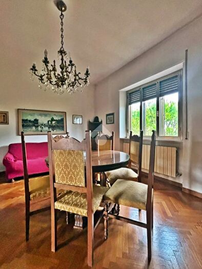 Appartamento con 5 locali in vendita in Via Alcide De Gasperi, Fabriano