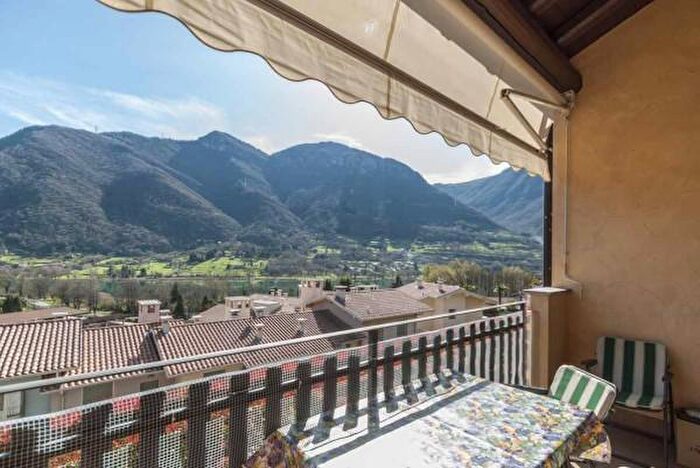 Appartamento trilocale in vendita in Via al Poggio, Ranzanico