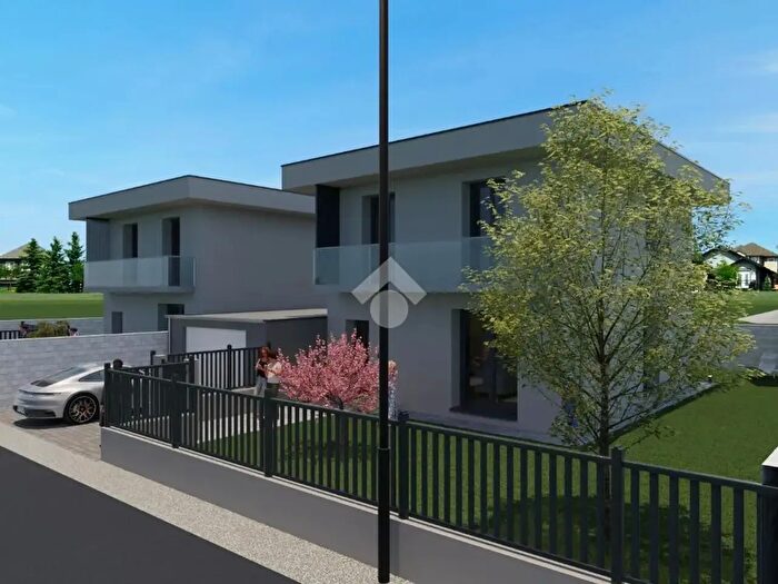 Casa quadrilocale in vendita in Via Rosario, Corbetta