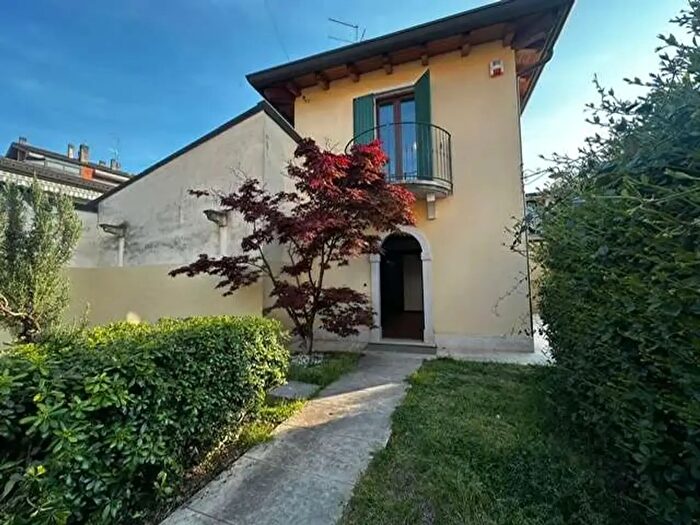 Appartamento trilocale in affitto in Verona