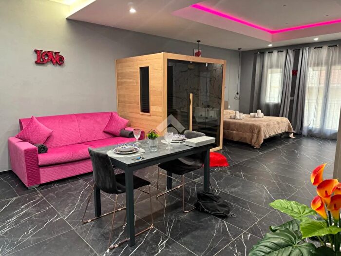 Appartamento trilocale in vendita in Via Marullo, Porto Empedocle