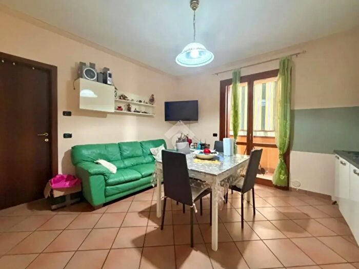 Appartamento bilocale in vendita in Via Fellini, Campagnola Emilia