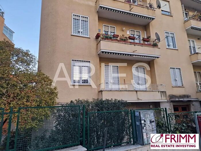 Appartamento bilocale in vendita in Via Teodoro Monticelli, Roma