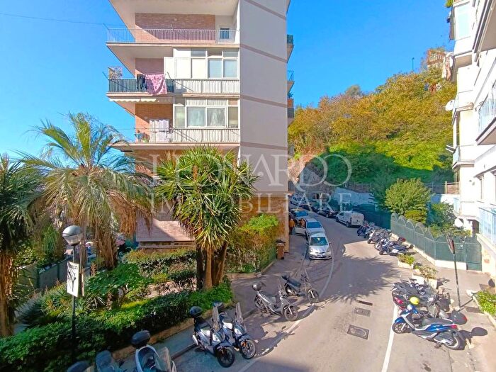 Appartamento quadrilocale in affitto in Via Michelangelo da Caravaggio, Fuorigrotta, Napoli