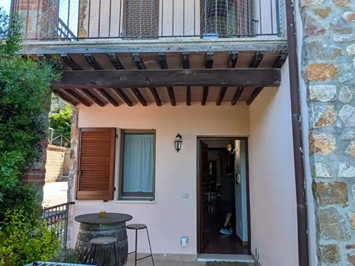 Appartamento trilocale in vendita in Manciano