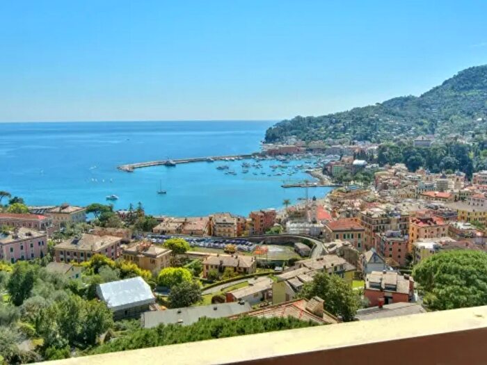 Appartamento con 5 locali in vendita in Corso Nicolò Cuneo, Santa Margherita Ligure