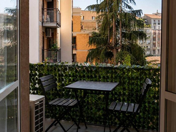 Appartamento monolocale in affitto in Via Washington, Solari, Milano