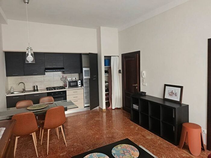 Appartamento bilocale in affitto in Via Francesco Caracciolo, Le Cure, Firenze