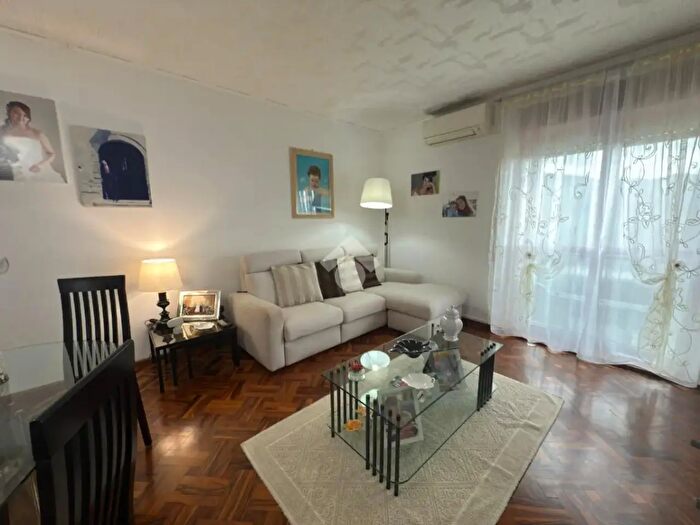 Appartamento quadrilocale in vendita in Via Due Dicembre, Genova