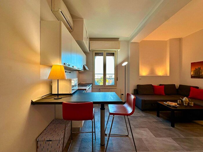 Appartamento bilocale in affitto in Centrale, Milano