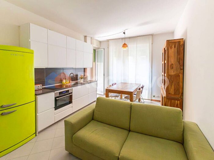 Appartamento trilocale in affitto in Via Privata Piero Martinetti, Piazzale Siena, Milano