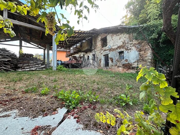Casa con 5 locali in vendita in Via Pietra Larga, Bagnolo Piemonte