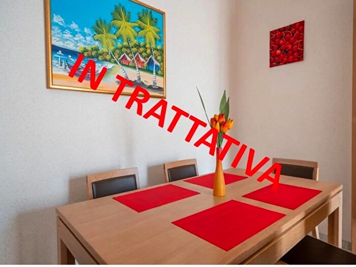 Appartamento trilocale in vendita in Via Mengano, Monopoli