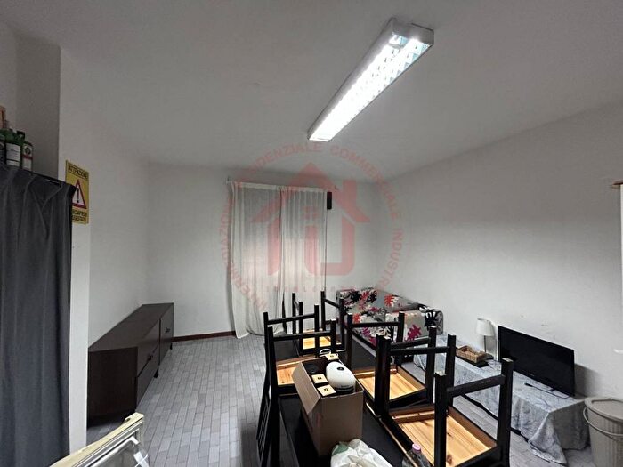 Appartamento trilocale in affitto in Via Ognissanti, Portello Ospedali, Padova