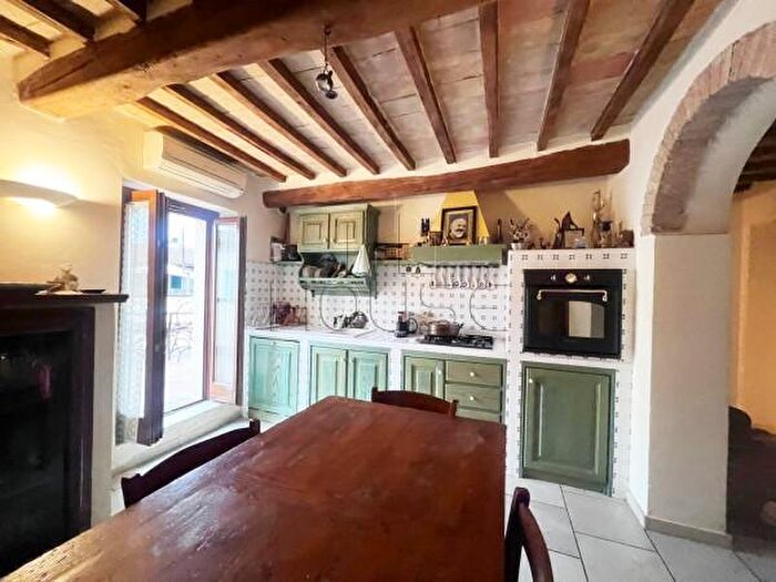 Appartamento con 5 locali in vendita in Viale Aldo Bologni, Citta Di Castello