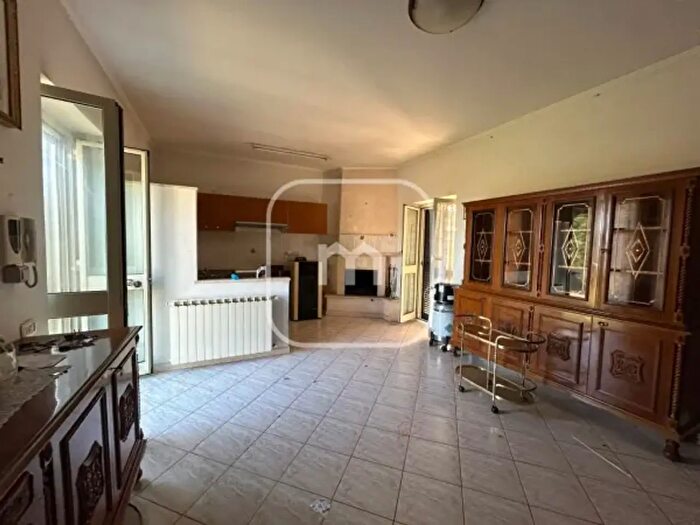 Casa con 6 locali in vendita in Via Casal di Mondo, Artena
