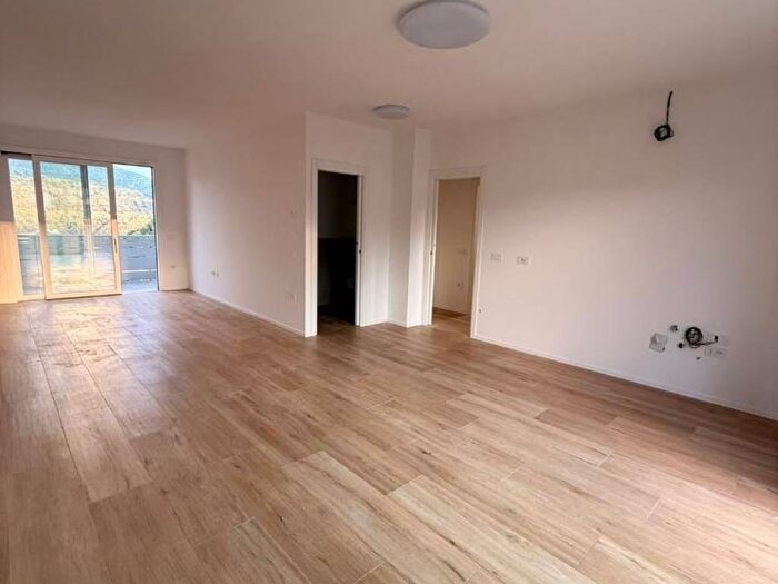 Appartamento trilocale in affitto in Via Gaetano Pedoni, Centro, Valdagno