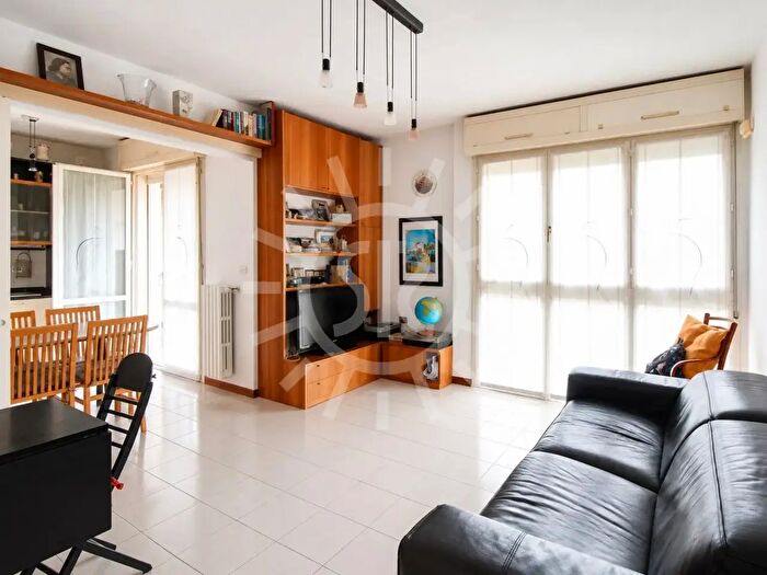 Appartamento con 5 locali in vendita in Via Domenico Aimo, Bologna