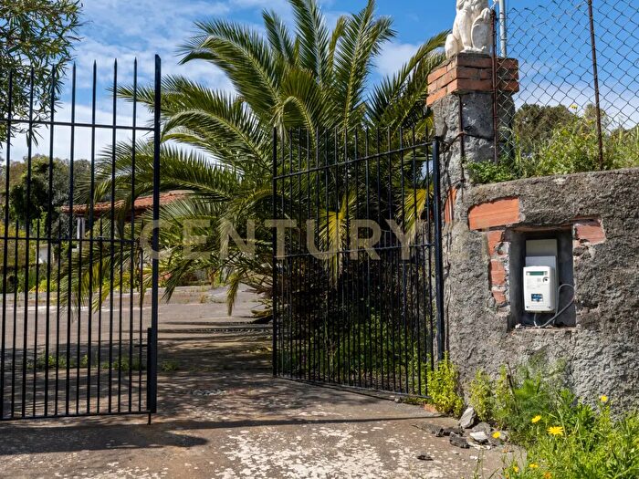 Casa trilocale in vendita in Via Reale Snc, Lipari