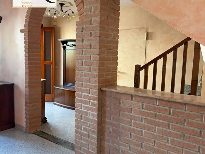 Casa con 5 locali in vendita in Masi