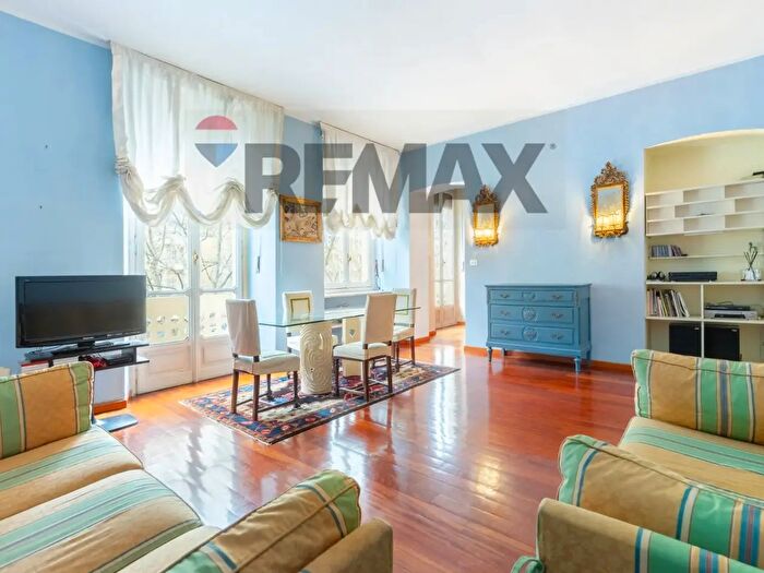 Appartamento con 5 locali in vendita in Corso Massimo dAzeglio, Torino