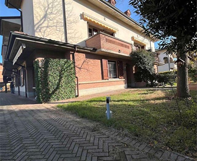 Casa in vendita in Reggio Emilia