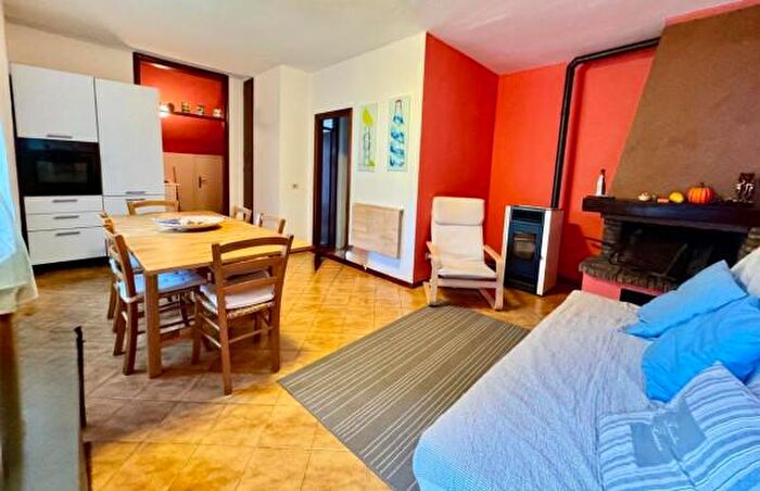 Appartamento trilocale in vendita in Premilcuore