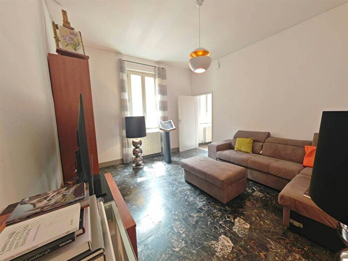 Appartamento quadrilocale in vendita in corso gramsci, Centro Storico, Pistoia