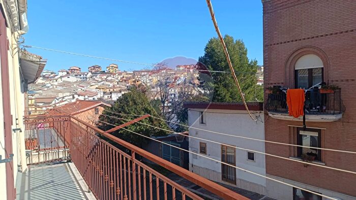 Casa trilocale in vendita in Via Sotto Forno, Rocchetta SantAntonio