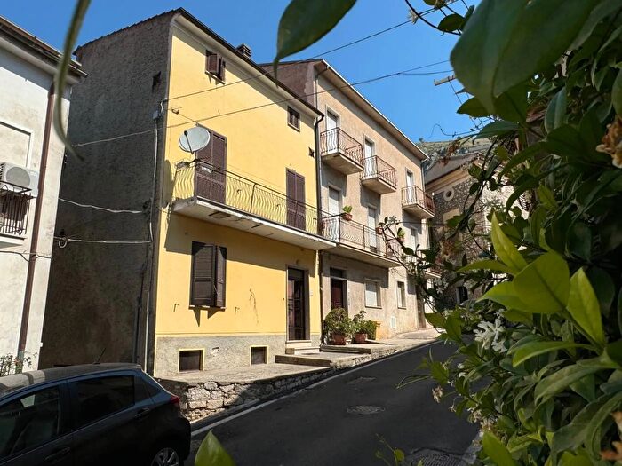 Casa quadrilocale in vendita in Via CappellaRoccasecca, Roccasecca