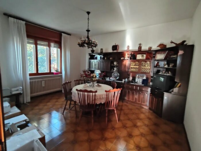 Casa quadrilocale in vendita in Via Don Aristide Conti, Castel San Giovanni