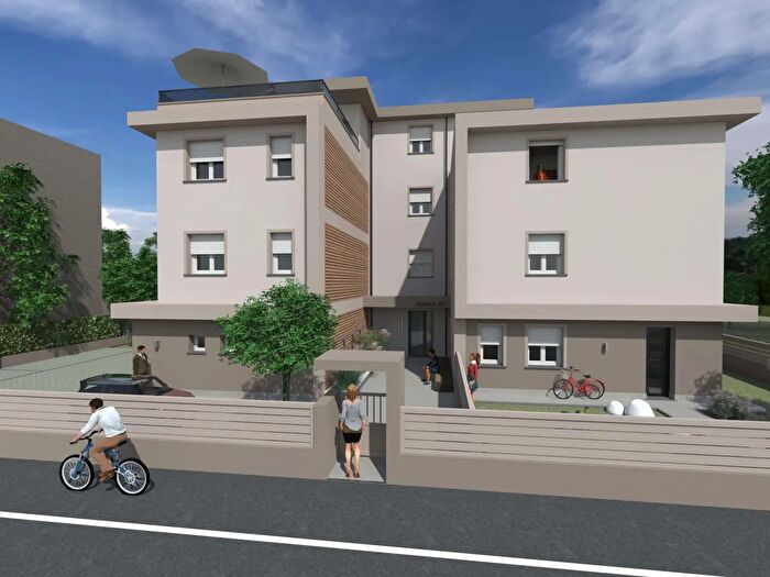 Casa quadrilocale in vendita in Via di Villanova, Modena