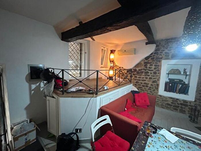 Appartamento bilocale in vendita in Via Vecchio Castello, Sacrofano