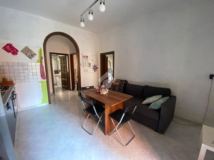 Appartamento trilocale in affitto in Via Alfonso Lombardi, Bolognina, Bologna