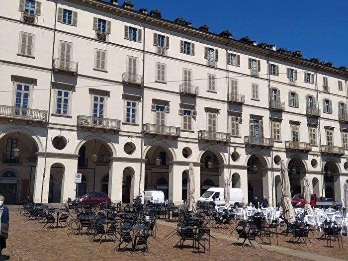 Appartamento monolocale in affitto in Piazza Vittorio Veneto, Giardini Reali, Torino