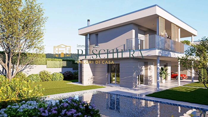 Casa quadrilocale in vendita in Via Tende, Lazise