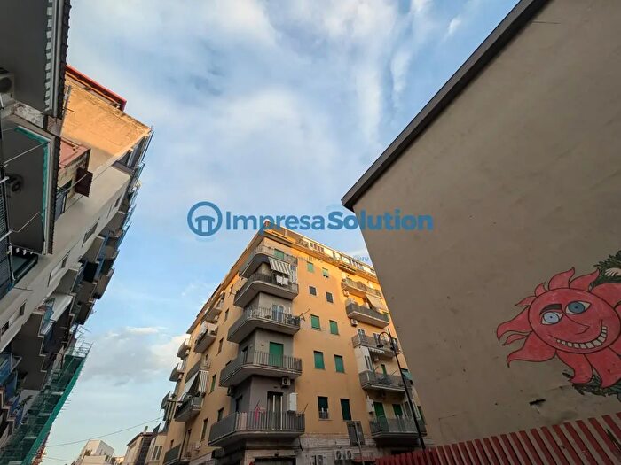 Appartamento monolocale in vendita in Via Galante Giuseppe, Napoli