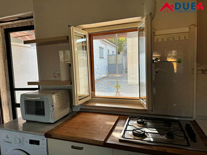 Appartamento bilocale in affitto in Via Antonio Cinque, Chiaiano, Napoli