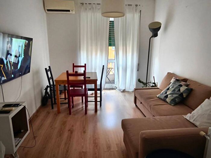 Appartamento trilocale in affitto in Via Albenga, Re di Roma, Roma