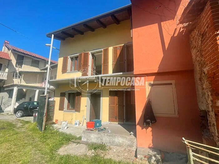 Appartamento con 5 locali in vendita in Via Giuseppe Mazzini, Trana