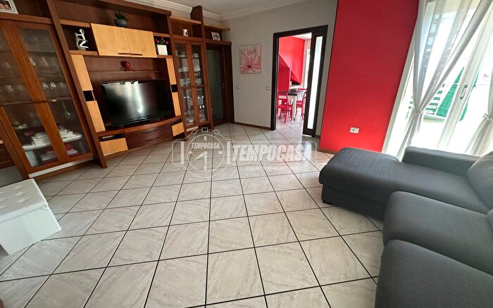 Appartamento trilocale in vendita in Casalnuovo Di Napoli