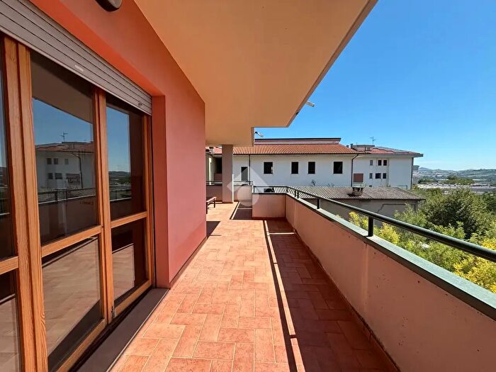 Appartamento quadrilocale in vendita in Via Nazionale, Castellalto