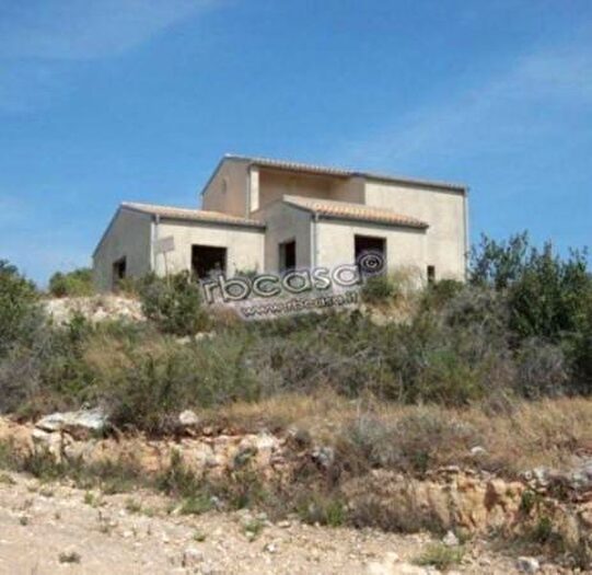 Casa con 6 locali in vendita in Provinciale, Ispica