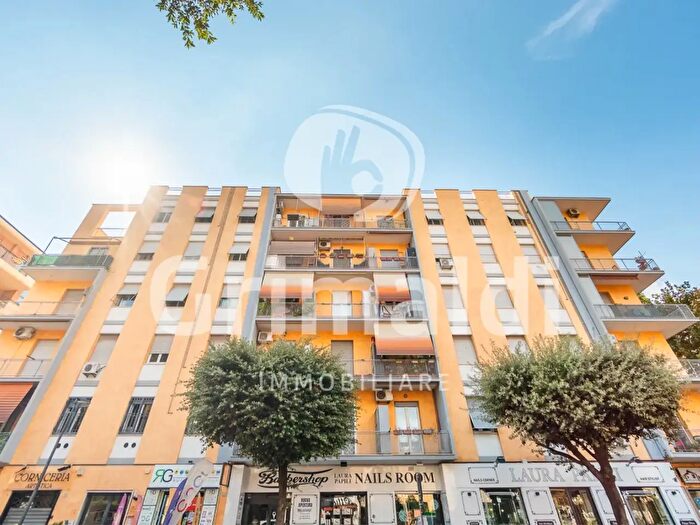 Appartamento trilocale in vendita in Via Quattro Novembre, Ciampino