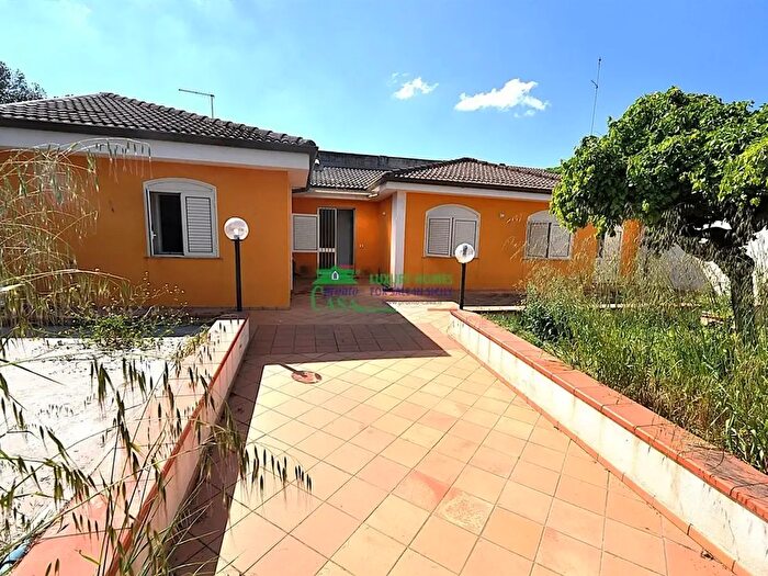 Casa trilocale in vendita in Cda Pozzillo, Ragusa