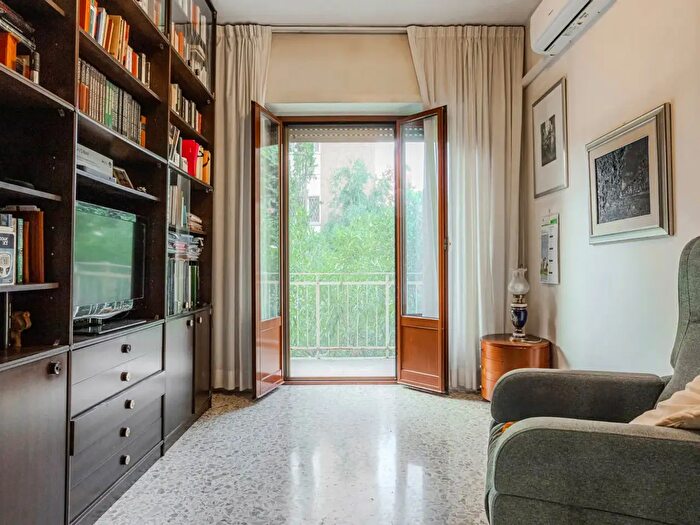 Appartamento in vendita in Via Firmico Materno Snc, Roma